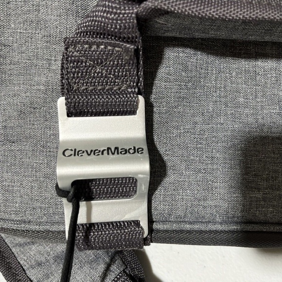 CleverMade Collapsible Insulated Tahoe Cooler 30 Can Bag 5 GAL 20L Gray - Picture 9 of 16